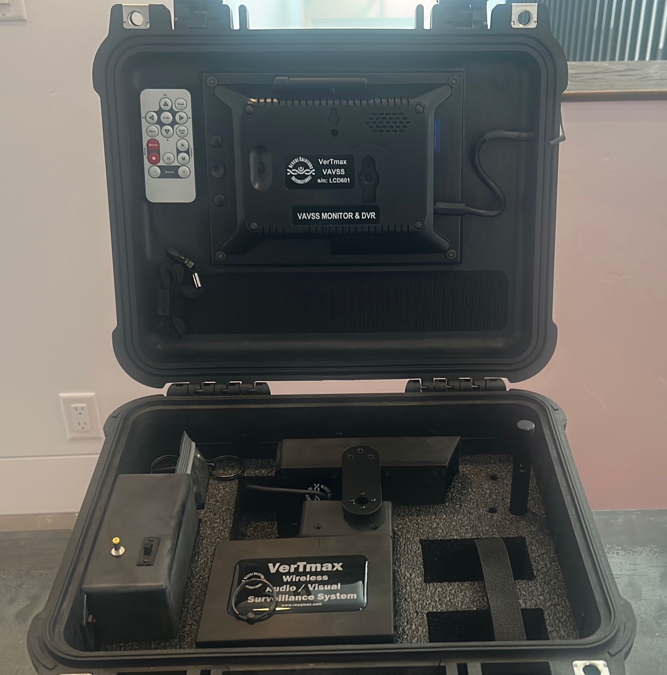 VertMax Case - Open